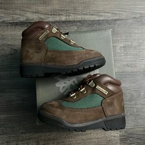 Beef & Broccoli timberlands size 9c.